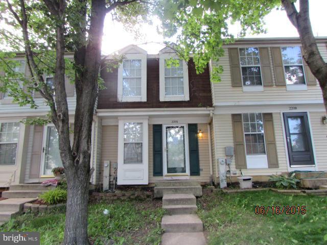 2206 Riding Crop Way Baltimore, MD 21244 - Photo 1 of 14 Exterior (Front)