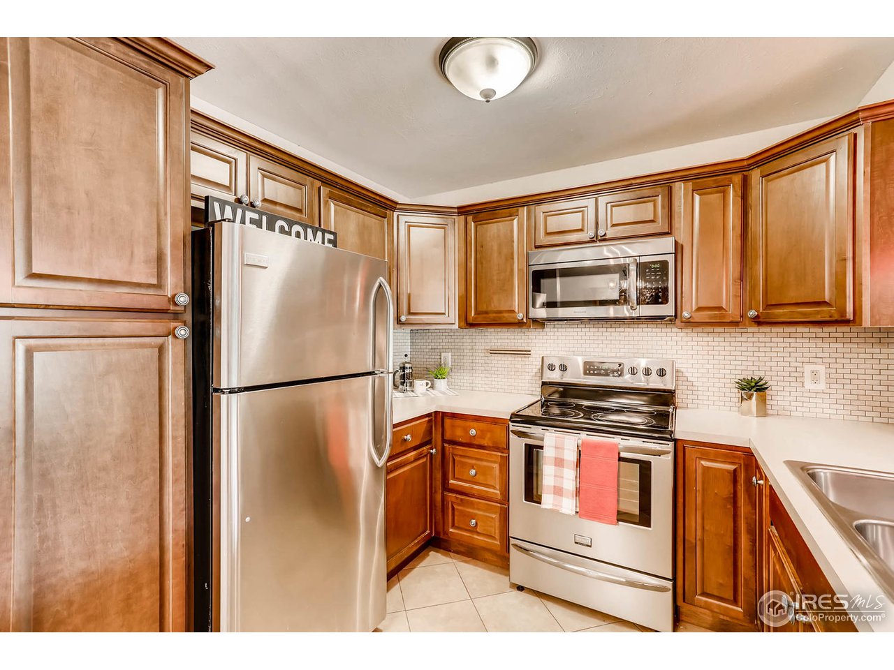 6545 Kalua Road, Unit D Boulder, CO 80301 - Photo 4 of 16 open kitchen