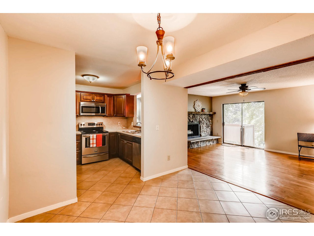 6545 Kalua Road, Unit D Boulder, CO 80301 - Photo 6 of 16 Gallery Image 6