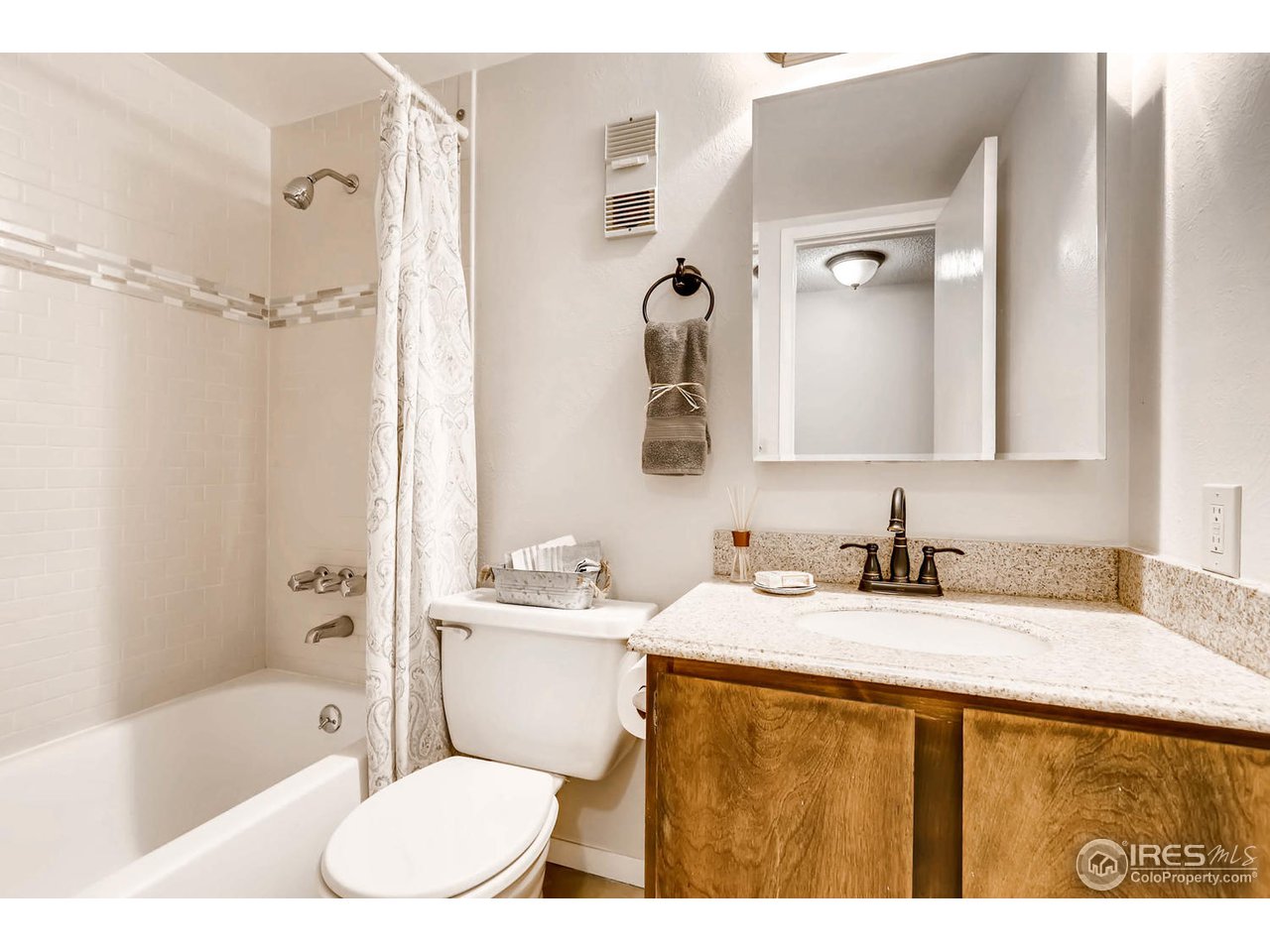 6545 Kalua Road, Unit D Boulder, CO 80301 - Photo 10 of 16 Gallery Image 10