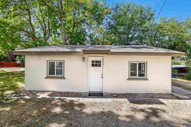 $229,900 | 231 East Reed Street, Hagerman, ID 83332