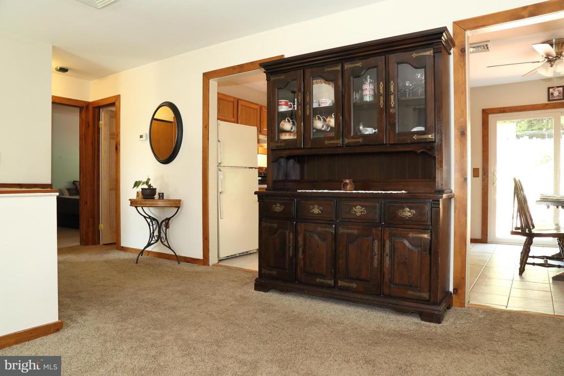 145 Kent Road Lancaster, PA 17603 - Photo 3 of 21 Gallery Image 3