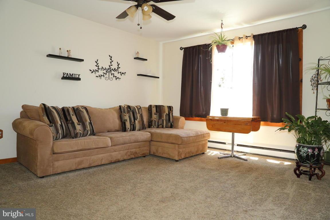 145 Kent Road Lancaster, PA 17603 - Photo 5 of 21 Gallery Image 5