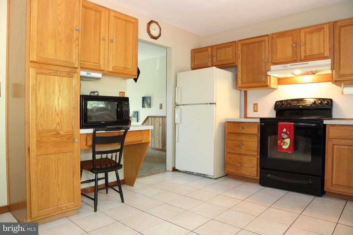 145 Kent Road Lancaster, PA 17603 - Photo 9 of 21 Gallery Image 9