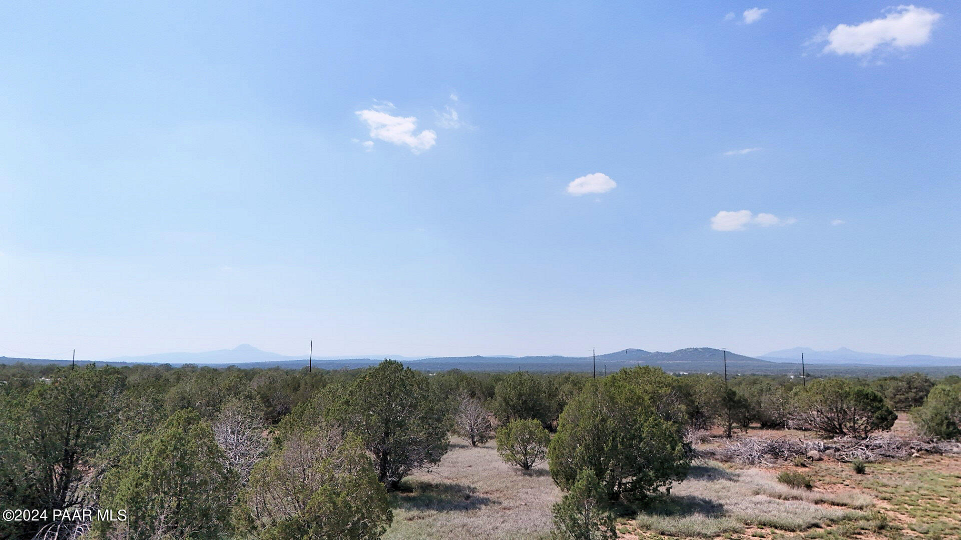 2020 Rincon Drive Williams, AZ 86046 - Photo 54 of 55 DJI_20240912045219_0015_D (Large)