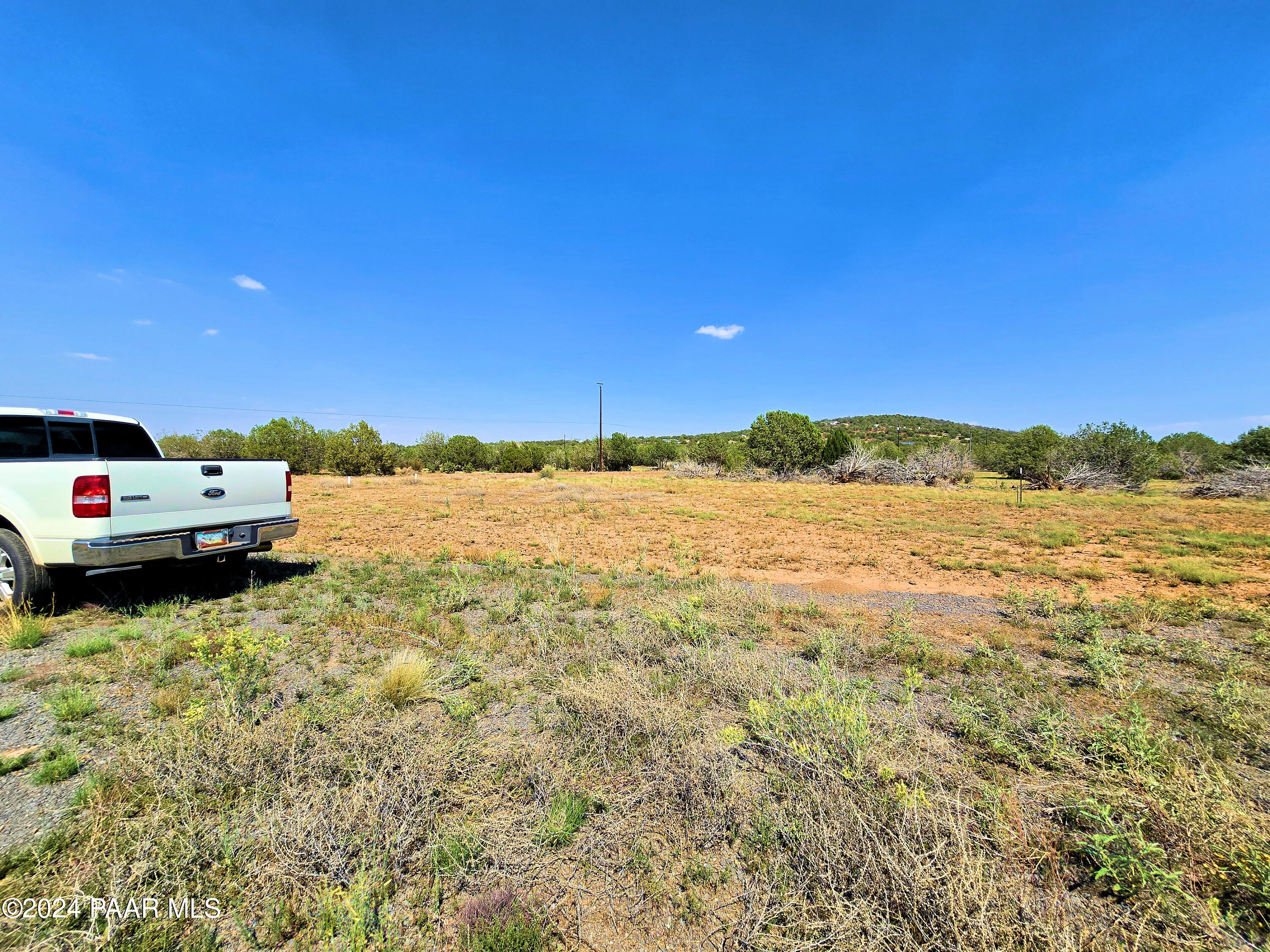 2020 Rincon Drive Williams, AZ 86046 - Photo 8 of 55 20240911_133826