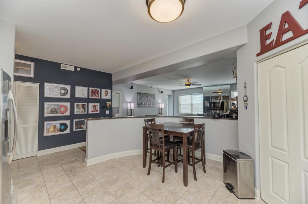 1 Itasca Place, Unit 211 Addison, IL 60143 - Photo 16 of 28 Gallery Image 16