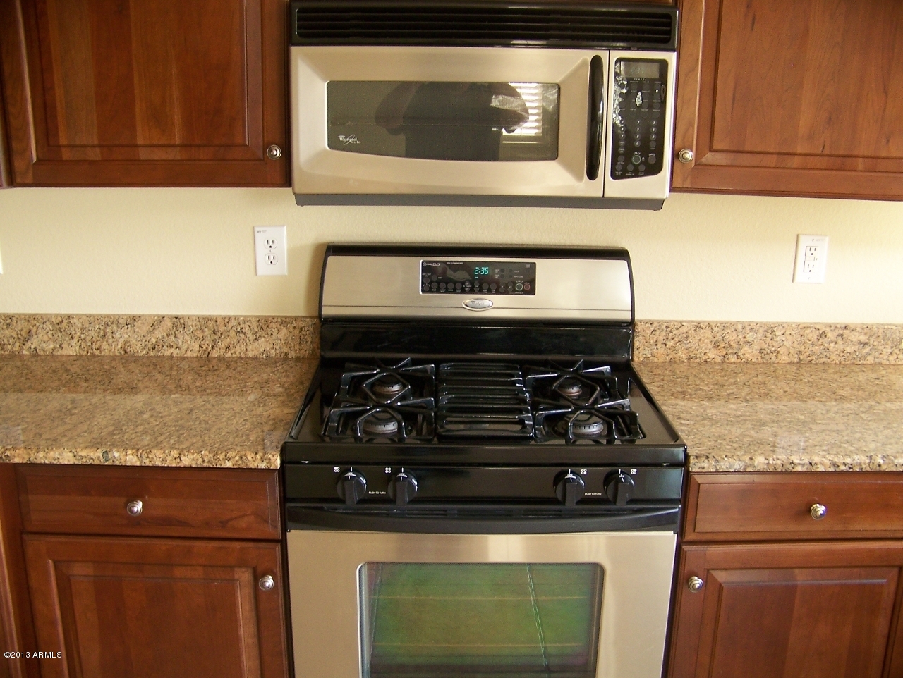 2427 West Via Dona Road Phoenix, AZ 85085 - Photo 7 of 24 Kitchen