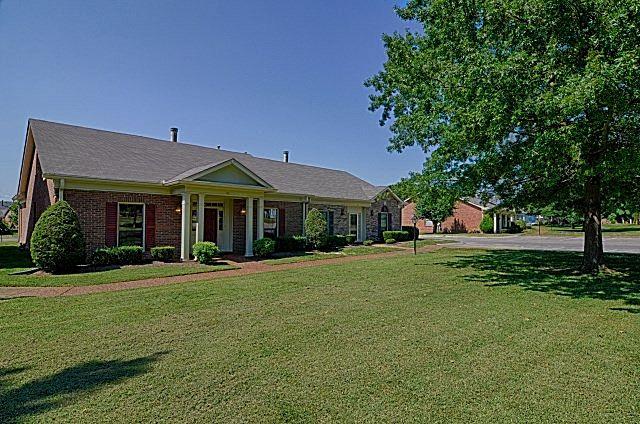 602 Gen George Patton Road Nashville, TN 37221 - Photo 2 of 20 The community is lined with mature shade trees along the sidewalks, and it's very near lots of great restaurants, shopping, and schools. The front walkway of the home has just been pressure washed and sealed.