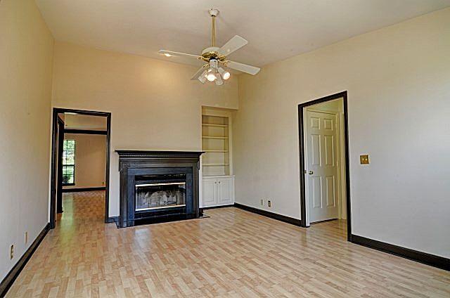 602 Gen George Patton Road Nashville, TN 37221 - Photo 7 of 20 The den also features soaring vaulted ceilings, and built-in shelving and cabinetry beside the fireplace.