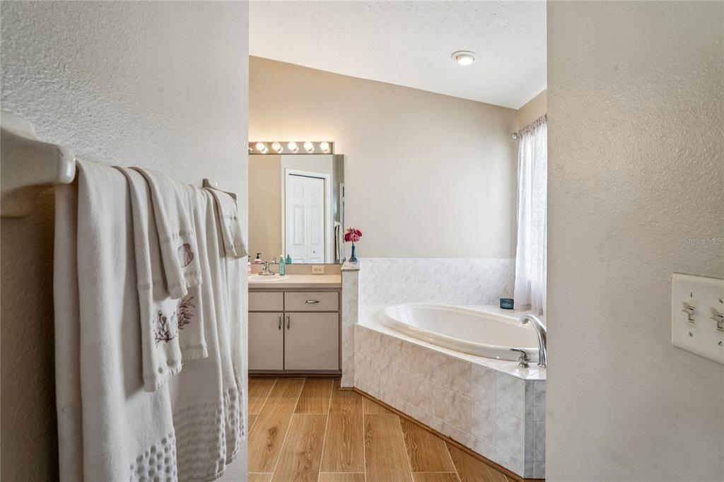 7818 Fashion Loop New Port Richey, FL 34654 - Photo 18 of 44