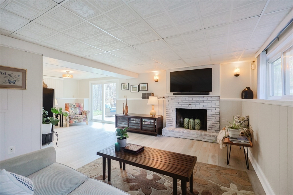 61 Stagecoach Drive Ashland, MA 01721 - Photo 15 of 42