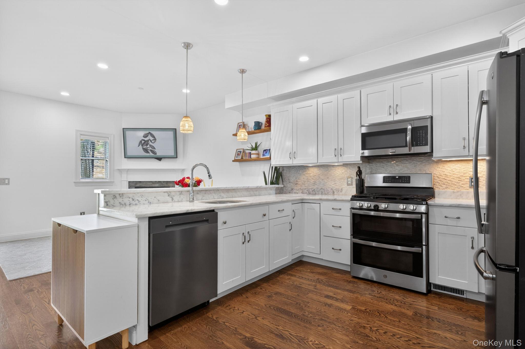 280 Boulder Ridge Road, Unit 2F South Salem, NY 10590 - Photo 9 of 41 Granite counter tops