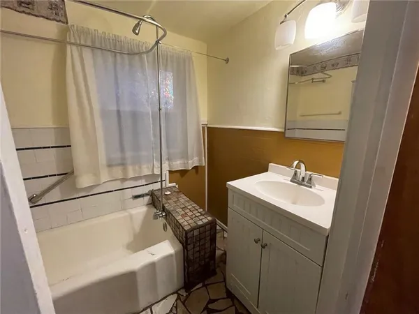 $1,075 | 1311 General Ogden Street, New Orleans, LA 70118