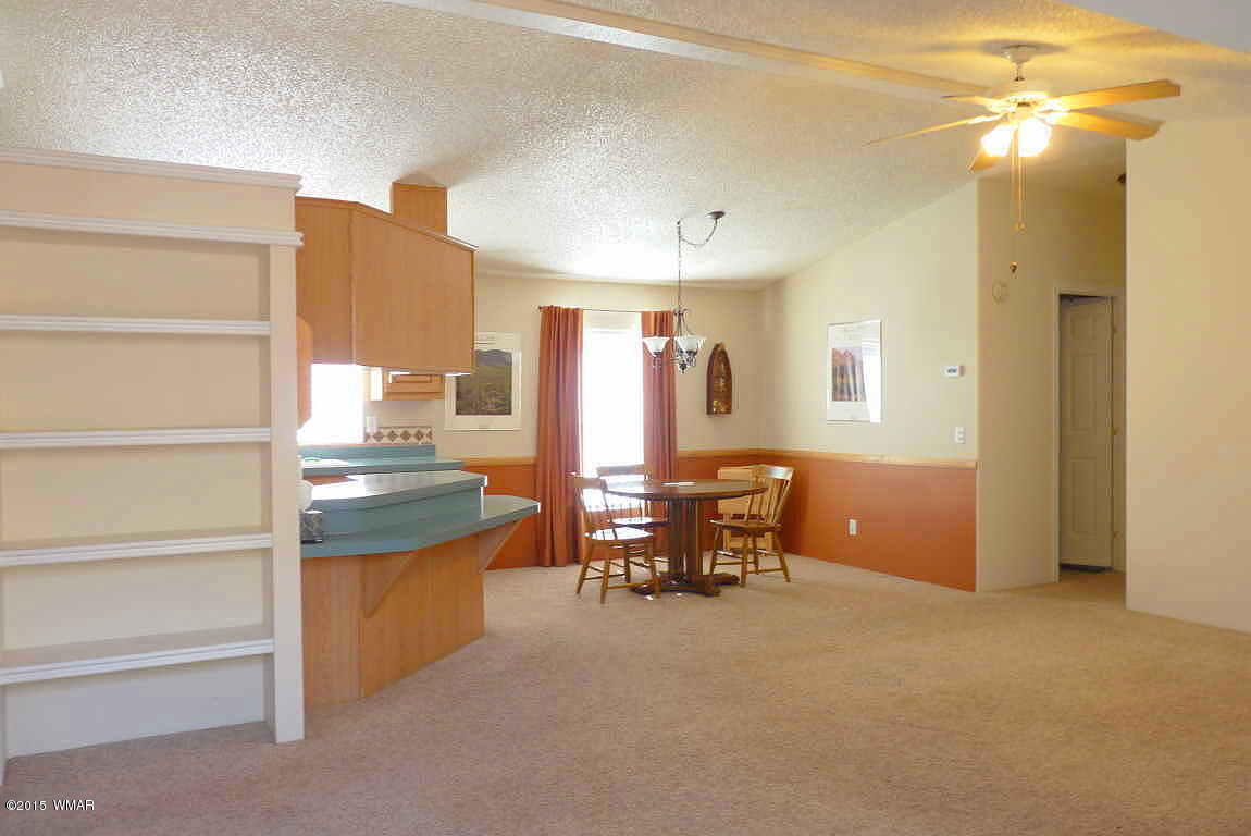 6838 Queens High Road Show Low, AZ 85901 - Photo 9 of 31 Gallery Image 9