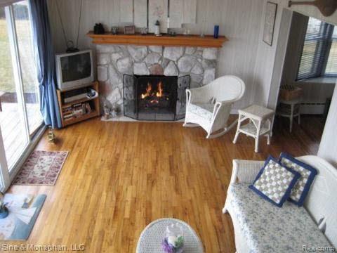8017 River Road Marine City, MI 48039 - Photo 5 of 11 8017 fireplace