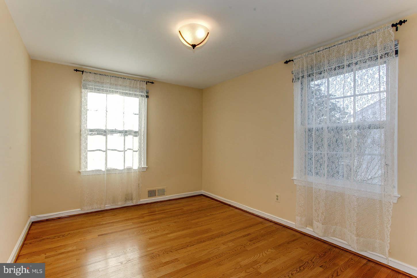 4711 River Road Bethesda, MD 20816 - Photo 13 of 21 Second Bedroom