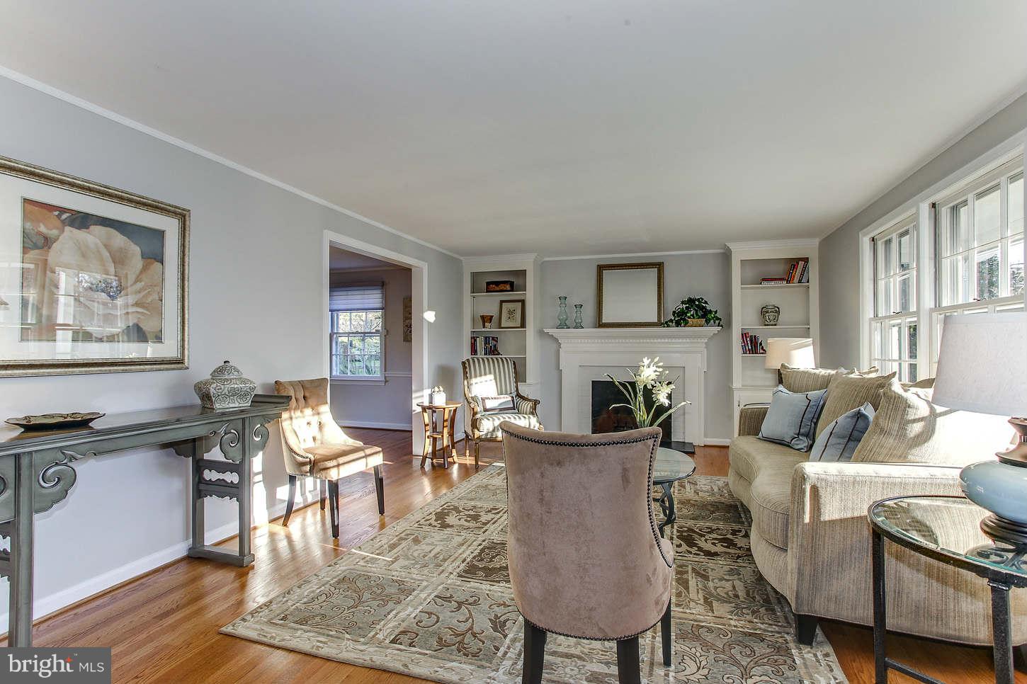 4711 River Road Bethesda, MD 20816 - Photo 3 of 21 Elegant Living Room