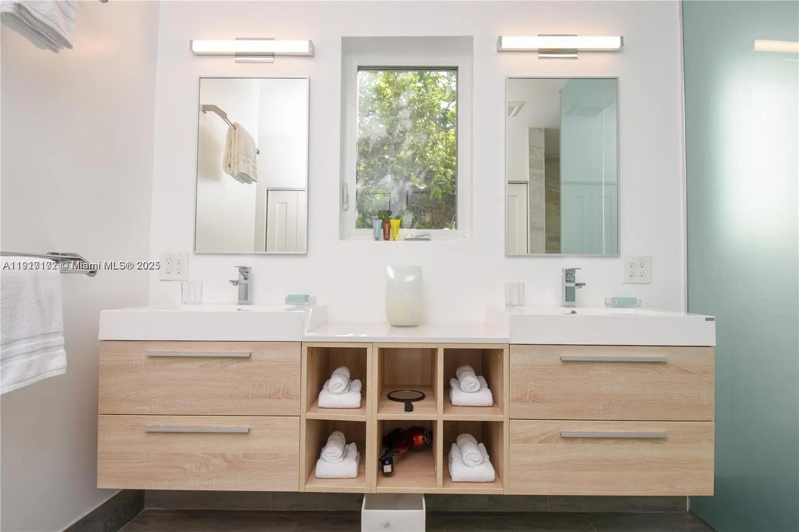 641 86th Street Miami Beach, FL 33141 - Photo 25 of 49