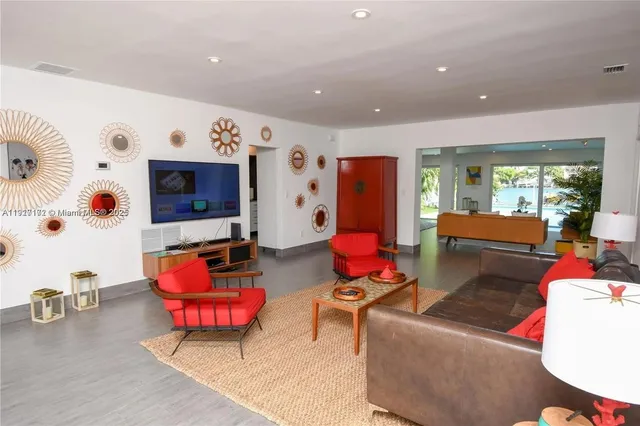 $10,000 | 641 86th Street, Miami Beach, FL 33141