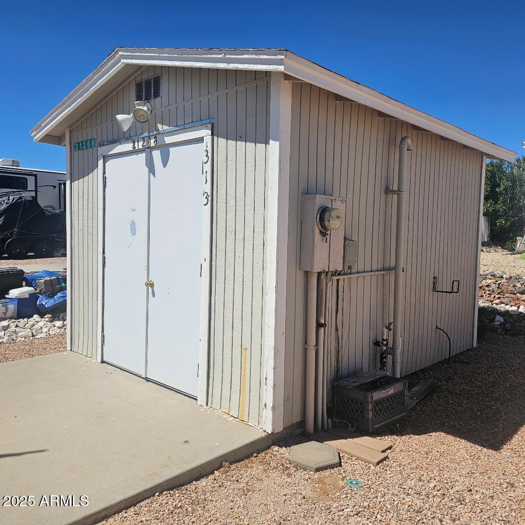 21288 Granite Ridge Road Congress, AZ 85332 - Photo 22 of 27 20