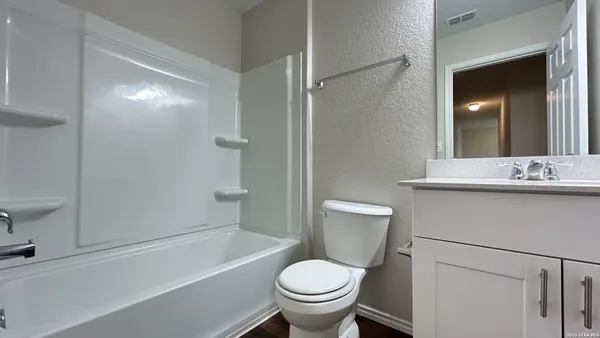 $1,845 | 11346 Long Rider, San Antonio, TX 78254
