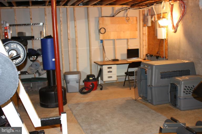 402 Longdraft Road Gaithersburg, MD 20878 - Photo 12 of 29 Basement