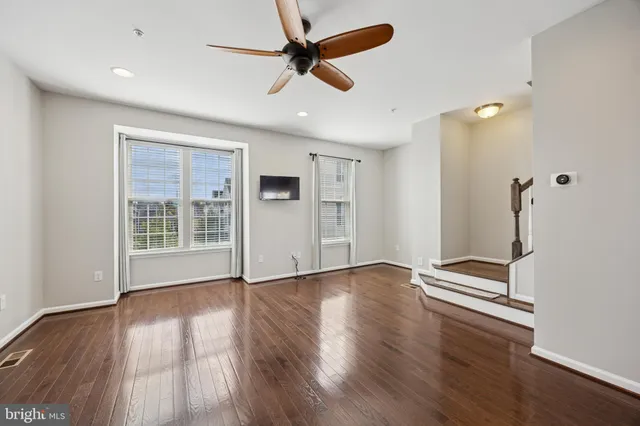 $2,750 | 641 Washington Square, Spring City, PA 19475