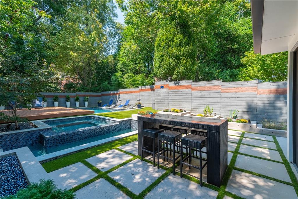 892 Durant Place Northeast Atlanta, GA 30309 - Photo 34 of 51