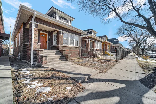 $330,000 | 6017 South Washtenaw Avenue, Chicago, IL 60629