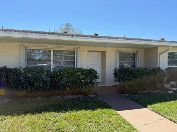 $2,000 | 8540 Chevy Chase Drive, Unit 8540, Boca Raton, FL 33433