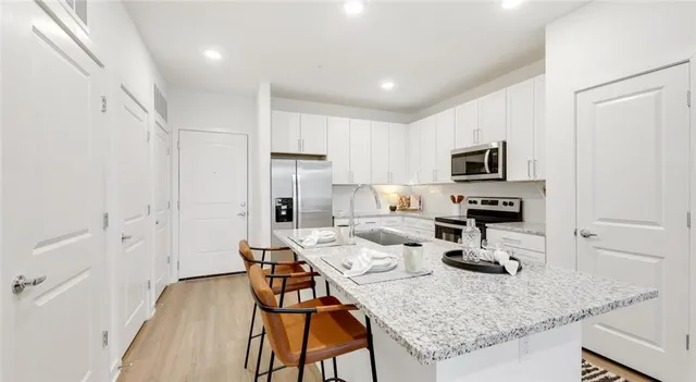 $2,135 | 1000 Etowah Ferry Drive, Unit 5304, Acworth, GA 30102