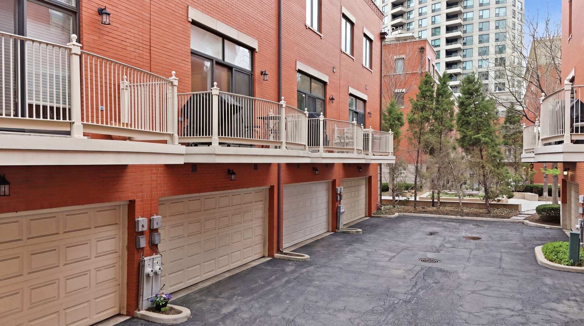 449 North Clinton Street Chicago, IL 60654 - Photo 17 of 26