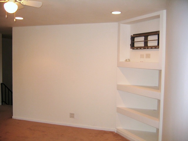 17 South Oltendorf Road Streamwood, IL 60107 - Photo 2 of 14