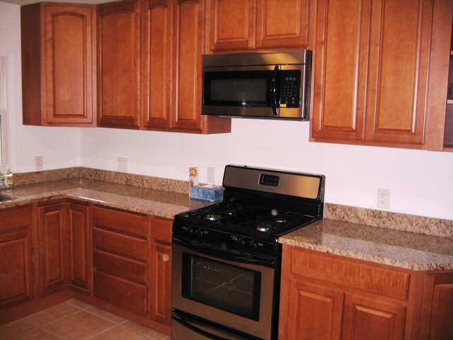 17 South Oltendorf Road Streamwood, IL 60107 - Photo 6 of 14