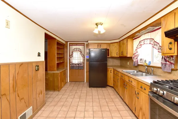 $169,000 | 8 Carlton Street, Binghamton, NY 13903