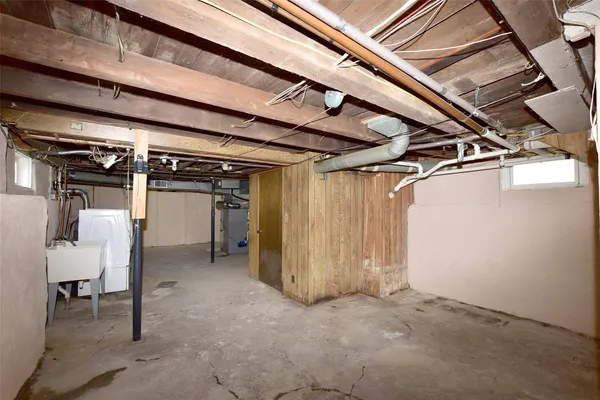$169,000 | 8 Carlton Street, Binghamton, NY 13903