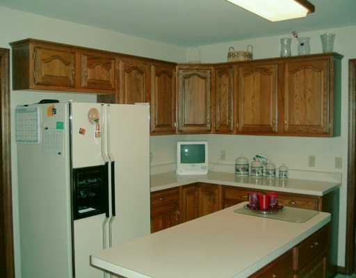 236 Meridian Butler, PA 16001 - Photo 3 of 8 Kitchen.