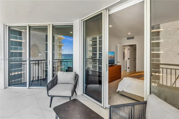 $7,000 | 17375 Collins Avenue, Unit 1703, Sunny Isles Beach, FL 33160