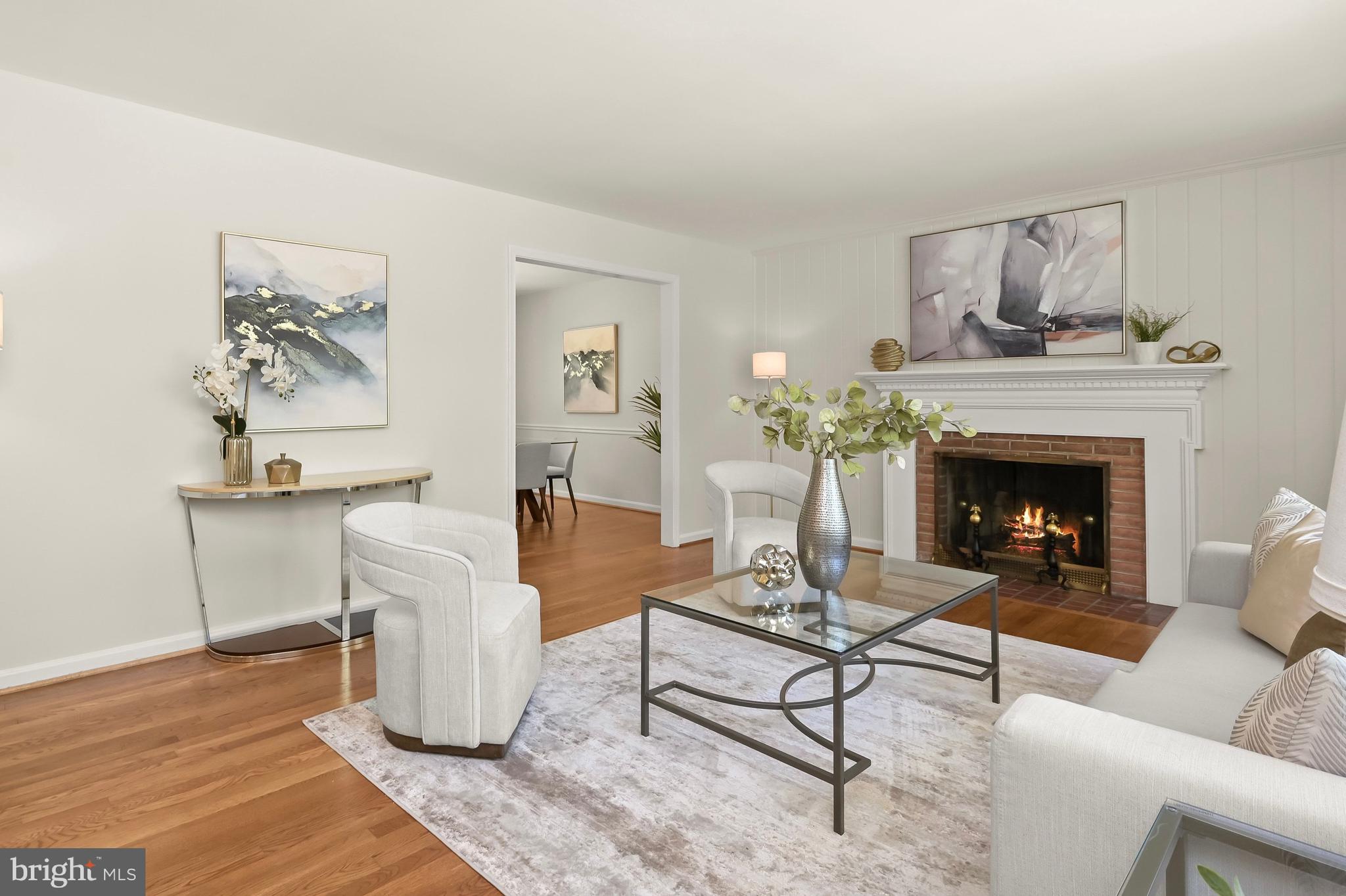 6920 Old Stage Road North Bethesda, MD 20852 - Photo 3 of 22 Living Room
