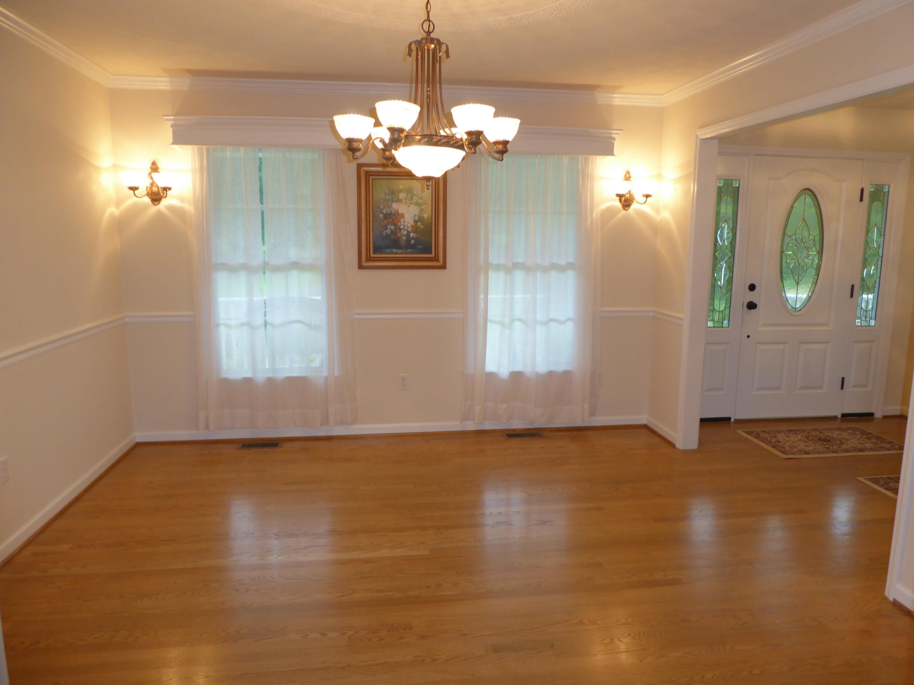 7740 Edwardsville Road Hardy, VA 24101 - Photo 14 of 92 14 Dining Room