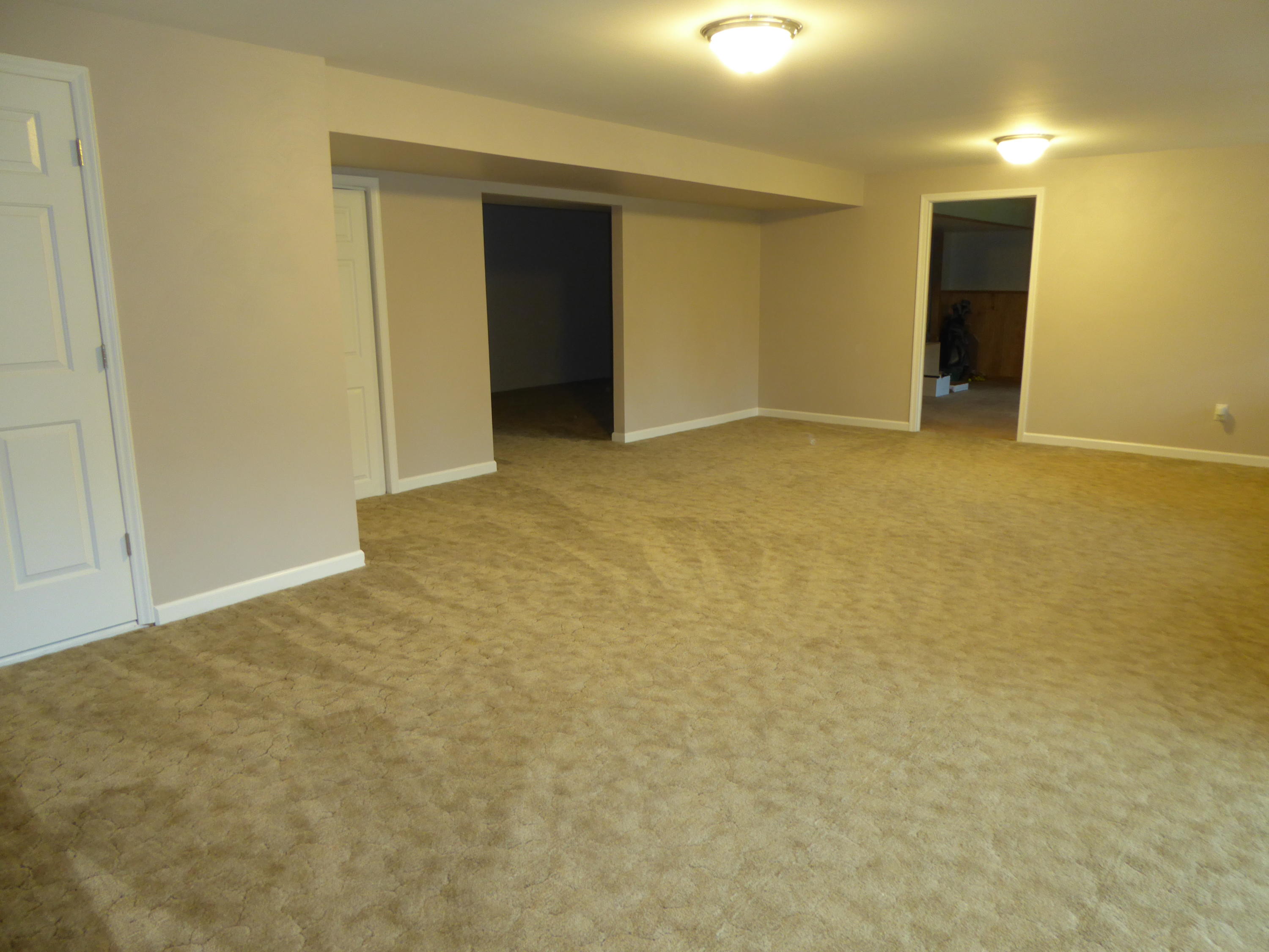 7740 Edwardsville Road Hardy, VA 24101 - Photo 27 of 92 27 Lower Level Rec Room