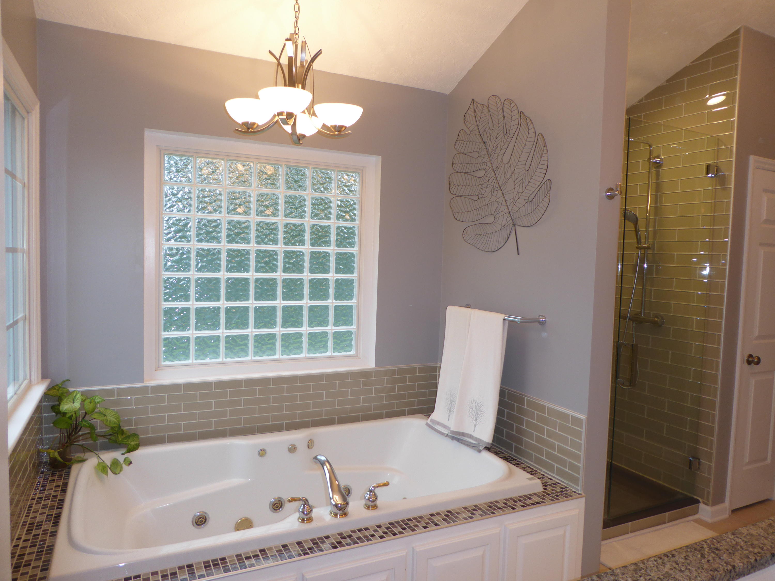 7740 Edwardsville Road Hardy, VA 24101 - Photo 50 of 92 a bathroom with a tub and a window