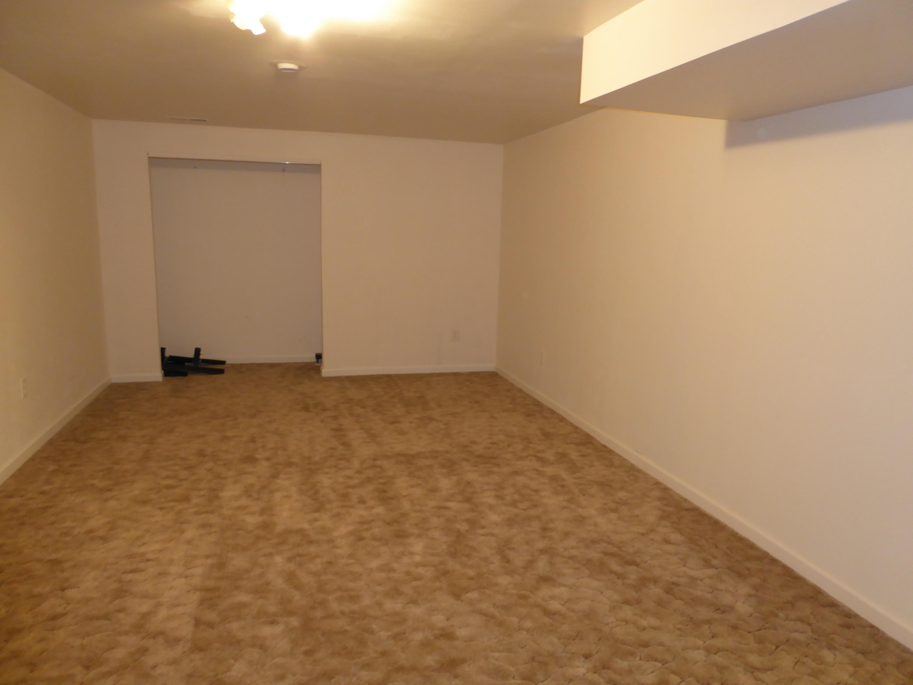 7740 Edwardsville Road Hardy, VA 24101 - Photo 69 of 92 70 Lower Level Bedroom