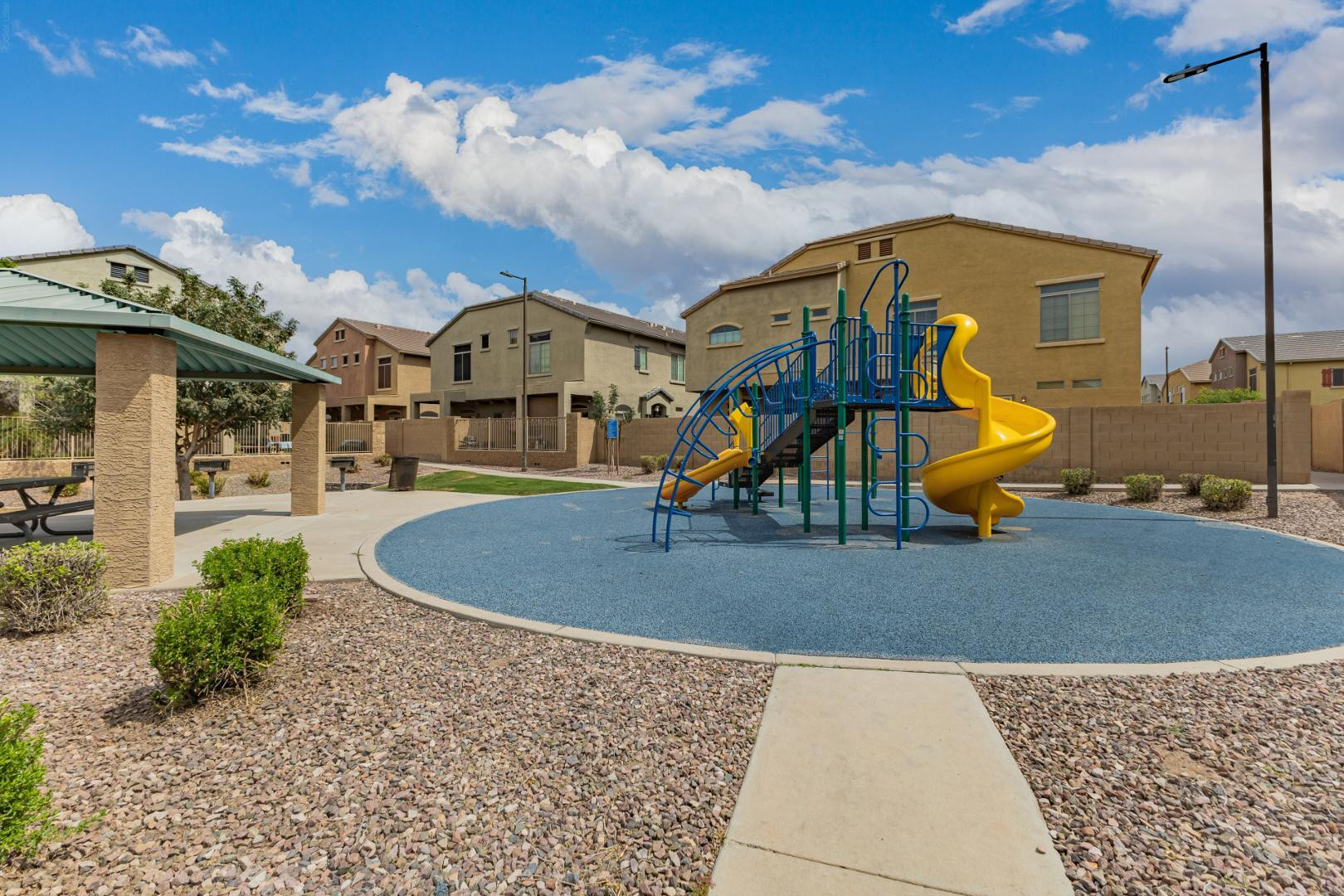 1350 South Greenfield Road, Unit 2205 Mesa, AZ 85206 - Photo 36 of 42 an aerial view of a house