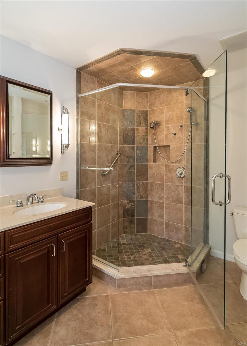 14 Ridge Crest Drive Chesterfield, MO 63017 - Photo 36 of 63 Gallery Image 36