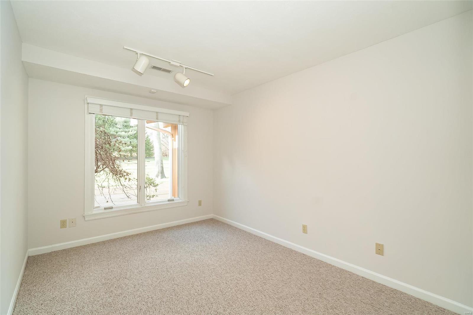 14 Ridge Crest Drive Chesterfield, MO 63017 - Photo 37 of 63 Gallery Image 37