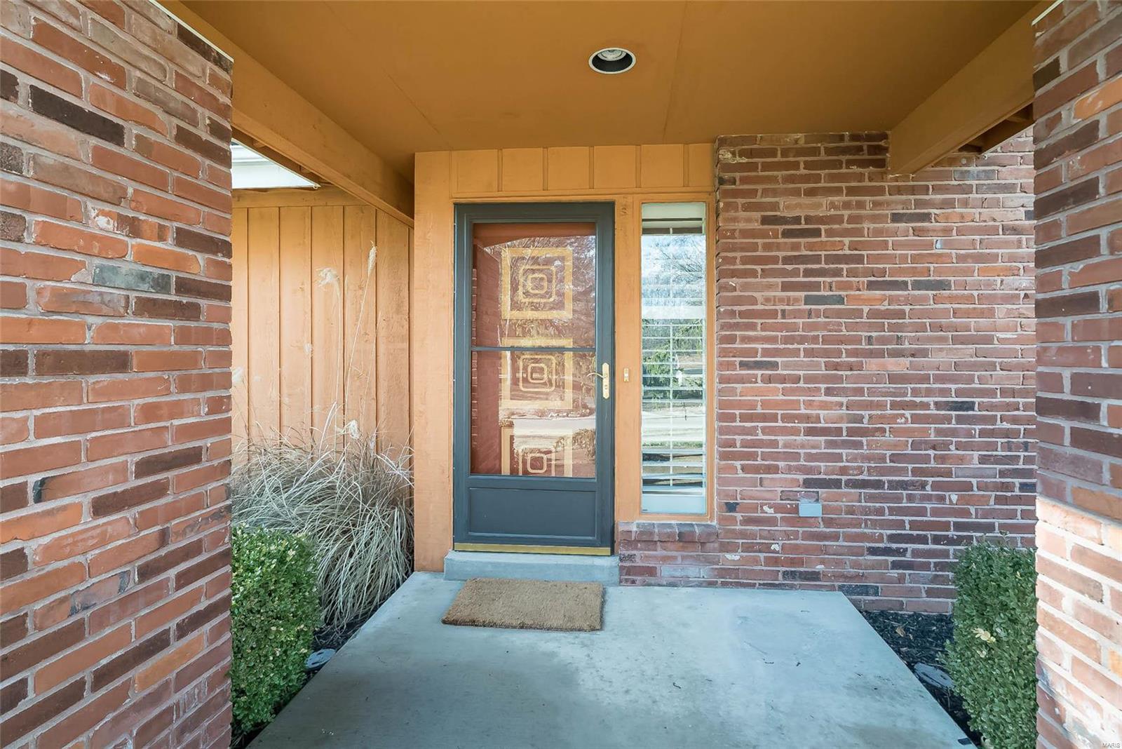 14 Ridge Crest Drive Chesterfield, MO 63017 - Photo 4 of 63 Gallery Image 4