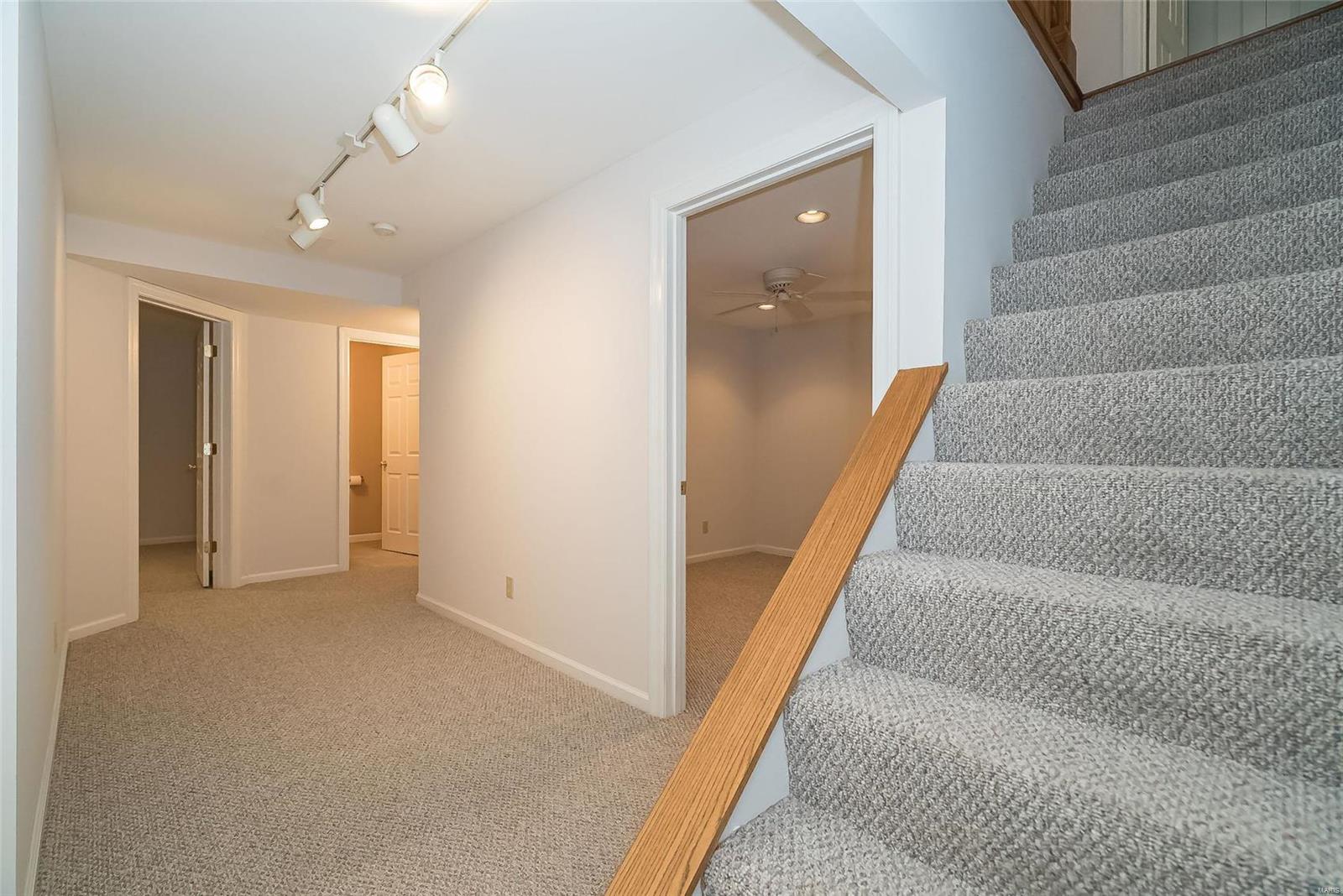 14 Ridge Crest Drive Chesterfield, MO 63017 - Photo 44 of 63 Gallery Image 44