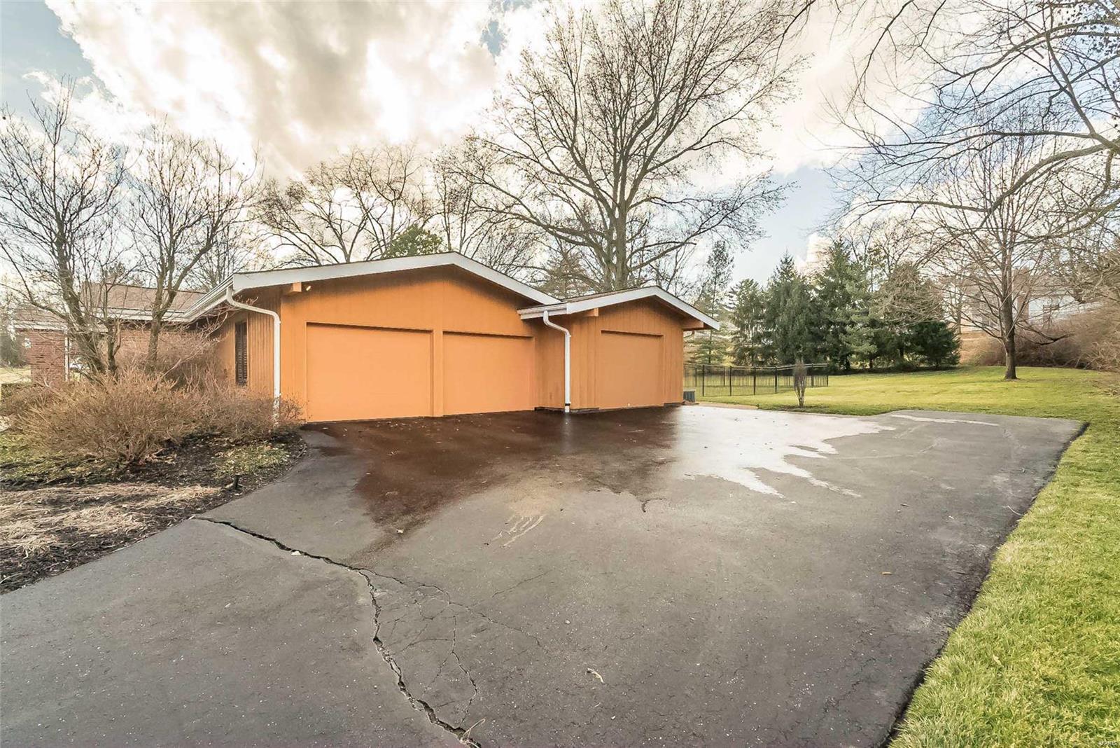 14 Ridge Crest Drive Chesterfield, MO 63017 - Photo 63 of 63 Gallery Image 63
